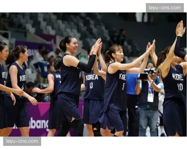 表演赛报道：WNBA明星联队与美国女篮奥运代表队进行热身赛，奥运队取胜