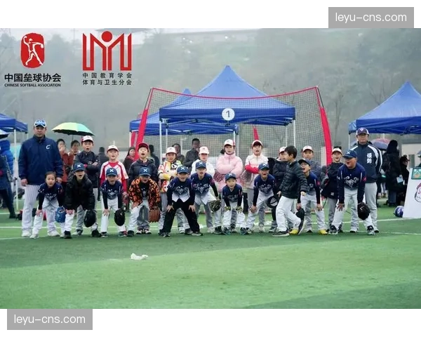重庆赛区5月2日开赛，全国青少年软式曲棍球联赛覆盖多年龄段
